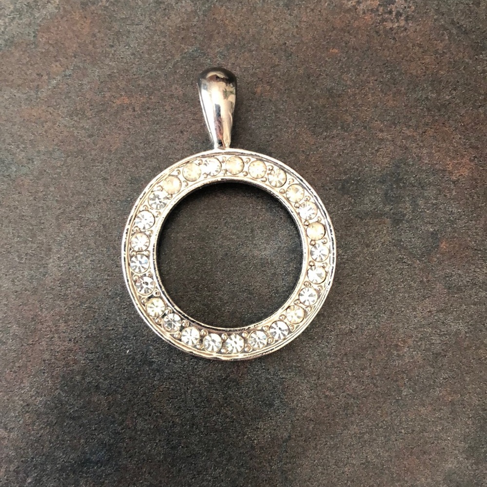 Silver necklace round circle pendant with rhinestones
